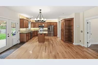 1098 NW Stannium Road, Bend, OR 97703 - Photo 8