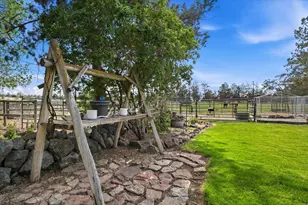 8516 NE 33rd St, Terrebonne, OR 97760 - Photo 34