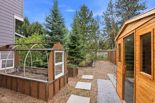 20861 Tamar Ln, Bend, OR 97702 - Photo 36