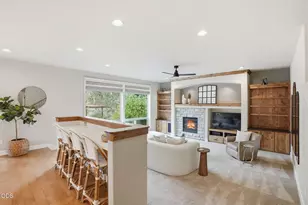 20861 Tamar Ln, Bend, OR 97702 - Photo 10