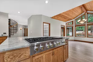 2365 Eastside Rd, Jacksonville, OR 97530 - Photo 16