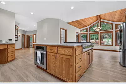 2365 Eastside Road, Jacksonville, OR 97530 - Photo 10