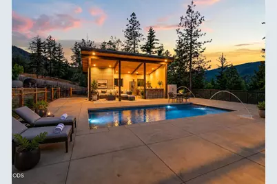 2365 Eastside Road, Jacksonville, OR 97530 - Photo 4