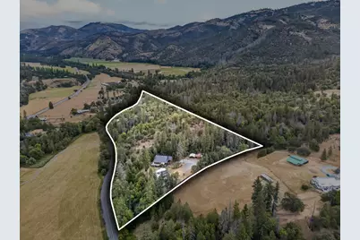 2365 Eastside Road, Jacksonville, OR 97530 - Photo 4