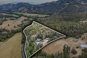 2365 Eastside Rd, Jacksonville, OR 97530 - Photo 4