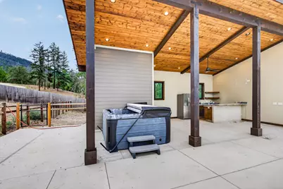 2365 Eastside Road, Jacksonville, OR 97530 - Photo 46