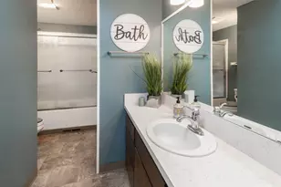 21025 Denning Dr, Bend, OR 97702 - Photo 18