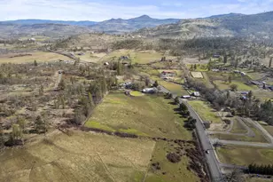1305 Butte Falls Hwy, Eagle Point, OR 97524 - Photo 38