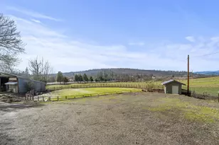 1305 Butte Falls Hwy, Eagle Point, OR 97524 - Photo 28