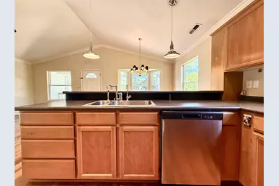 808 N Keene Way Drive, Medford, OR 97504 - Photo 8
