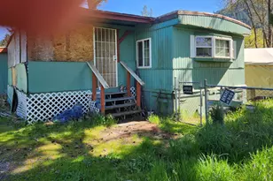 967 Placer Rd, Wolf Creek, OR 97497 - Photo 2