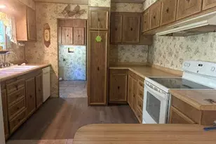 705 Hyde Park Rd, Grants Pass, OR 97527 - Photo 6
