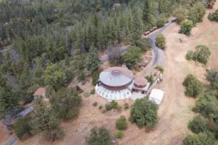 9595 Sterling Creek Rd, Jacksonville, OR 97530 - Photo 2