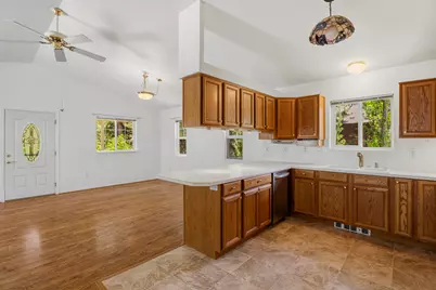 55885 Osprey Road, Bend, OR 97707 - Photo 10