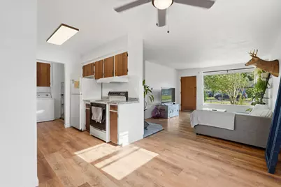 8703 NE Sacramento Street, Portland, OR 97220 - Photo 6