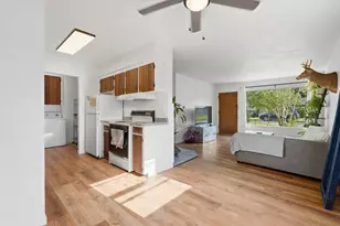 8703 NE Sacramento St, Portland, OR 97220 - Photo 6