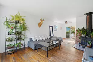 8703 NE Sacramento St, Portland, OR 97220 - Photo 2