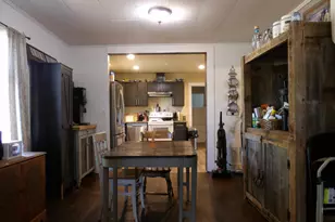 411 SE Evergreen Ave, Redmond, OR 97756 - Photo 14