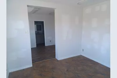 2052 Washburn Way # 2, Klamath Falls, OR 97603 - Photo 4