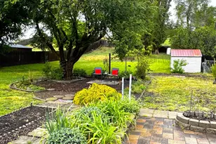 1402 Dayton St, Klamath Falls, OR 97603 - Photo 32