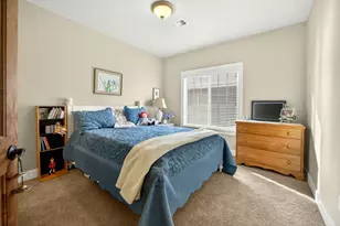3764 Calle Vista Dr, Medford, OR 97504 - Photo 8