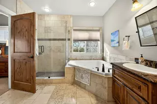 3764 Calle Vista Dr, Medford, OR 97504 - Photo 28