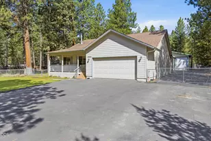 15640 Woodgreen Ct, La Pine, OR 97739 - Photo 2