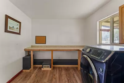 4675 Leonard Road, Grants Pass, OR 97527 - Photo 18