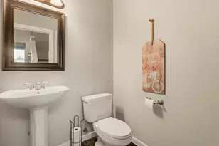11110 Village Loop, Redmond, OR 97756 - Photo 8