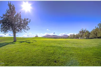 11110 Village Loop, Redmond, OR 97756 - Photo 36