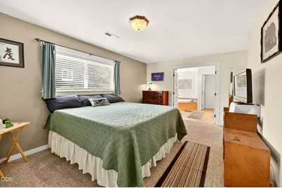 2076 Magnolia Avenue, Medford, OR 97501 - Photo 22