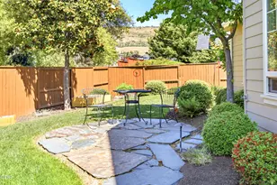 519 St Augustine Dr, Medford, OR 97504 - Photo 60