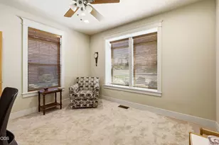 519 St Augustine Dr, Medford, OR 97504 - Photo 28