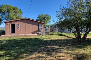 513 9th St, Metolius, OR 97741 - Photo 10