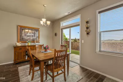2727 NE 6th Drive, Redmond, OR 97756 - Photo 8