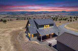 26216 W Bench Rd, John Day, OR 97845 - Photo 10