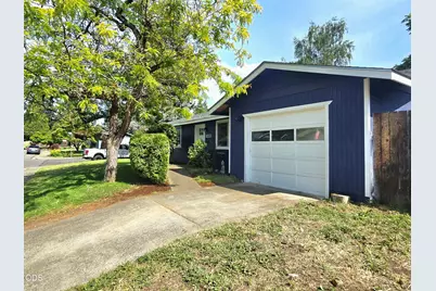 1133 SW Ballinger Drive, Grants Pass, OR 97526 - Photo 4