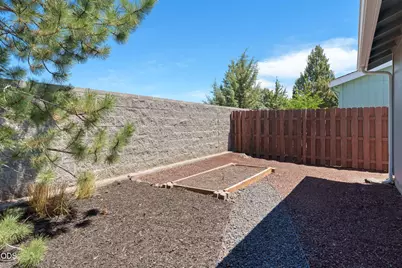 2474 NE Rosemary Drive, Bend, OR 97701 - Photo 28