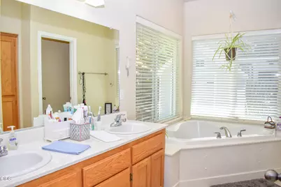 799 Three Pines Road, Grants Pass, OR 97526 - Photo 6