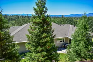 799 Three Pines Rd, Grants Pass, OR 97526 - Photo 8
