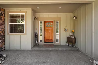 523 E Forks Circle, Cave Junction, OR 97523 - Photo 8