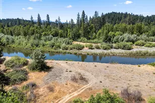 523 E Forks Cir, Cave Junction, OR 97523 - Photo 44