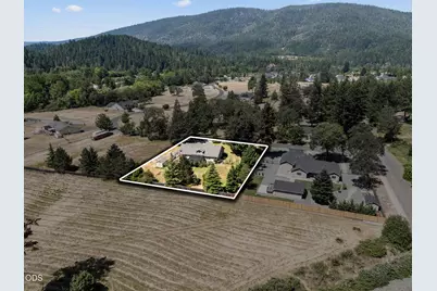 523 E Forks Circle, Cave Junction, OR 97523 - Photo 48