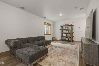17186 Highway 126, Sisters, OR 97759 - Photo 20