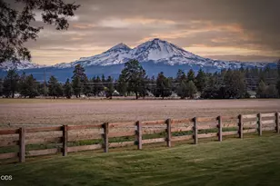 17186 Hwy 126, Sisters, OR 97759 - Photo 4