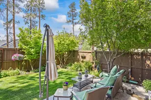 1094 E Horse Back Trail, Sisters, OR 97759 - Photo 2