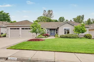 3348 Creek View Dr, Medford, OR 97504 - Photo 1