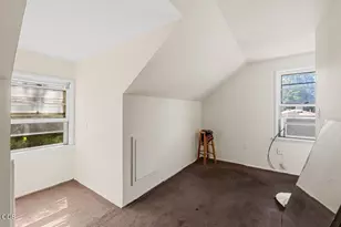139 N Columbus Ave, Medford, OR 97501 - Photo 20