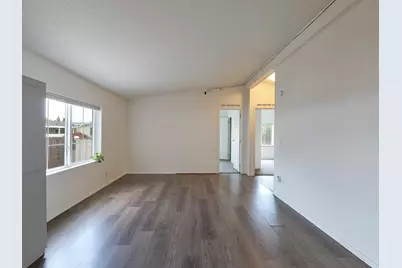 1570 S Peach Street # 13, Medford, OR 97501 - Photo 12