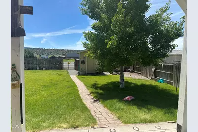 31830 Union Street, Bonanza, OR 97623 - Photo 24